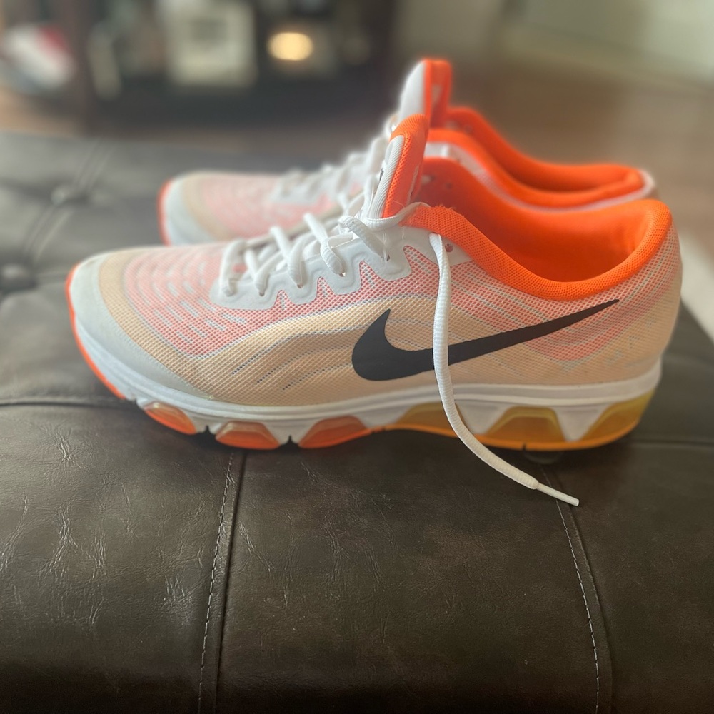 Nike Air Max Tailwind 6 Running Women Size 10 Sneaker White Black Orange